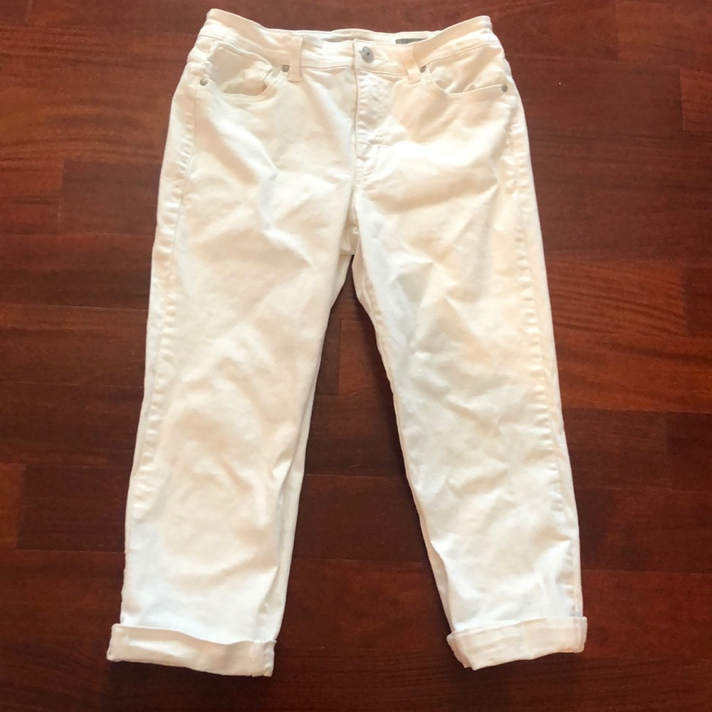 Nine West Boho 10/30 women’s white cropped pants
